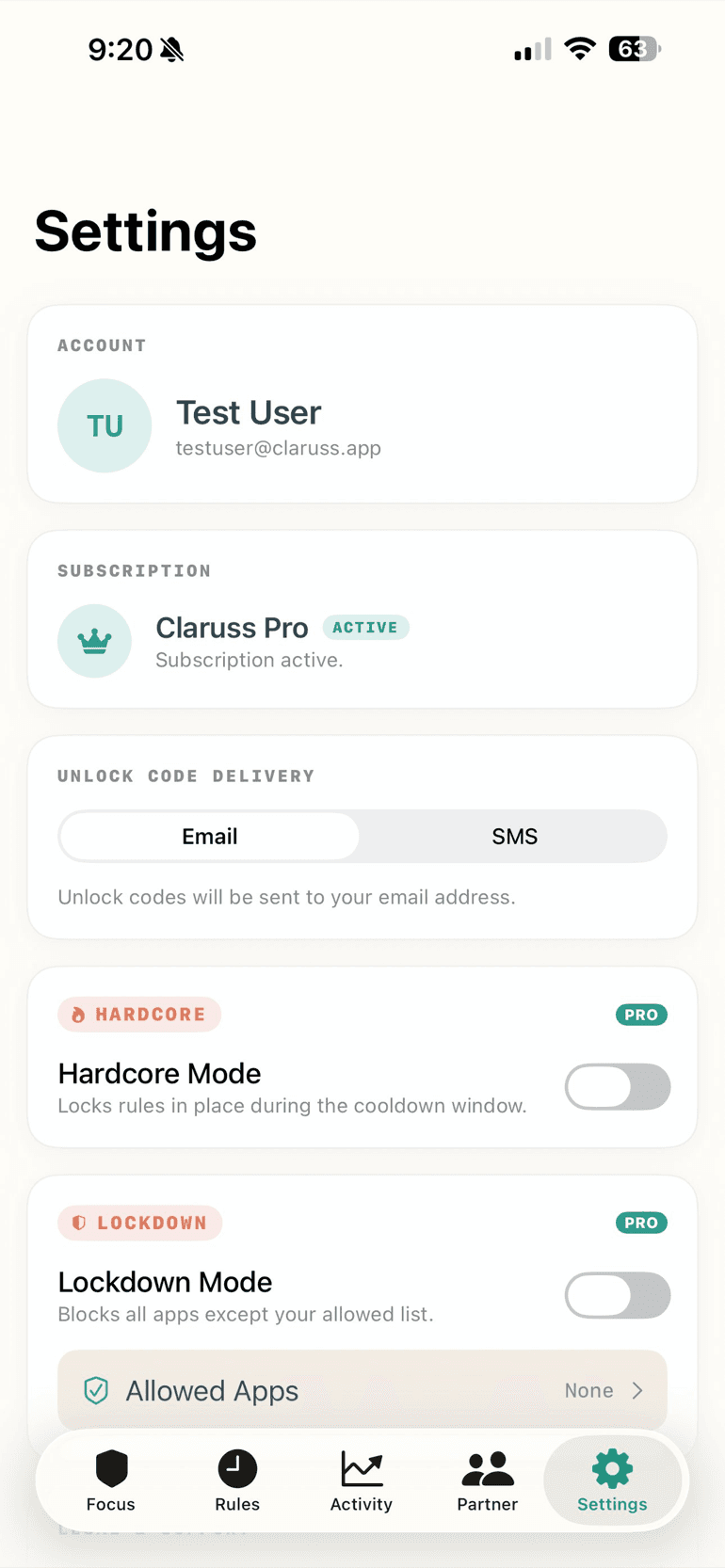Claruss — settings: subscription, unlock-code delivery, Hardcore and Lockdown modes